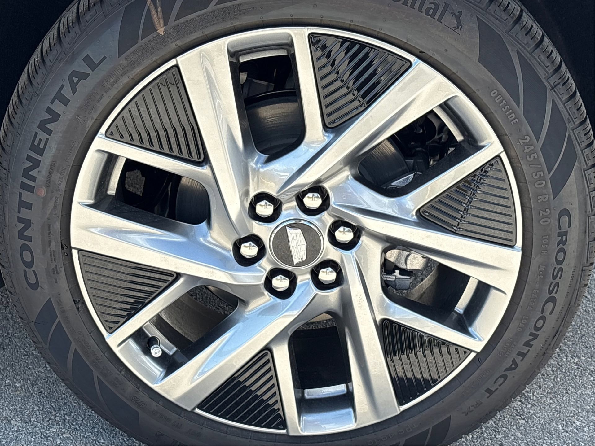 New 2026 Cadillac Optiq Luxury 1 RWD image 13