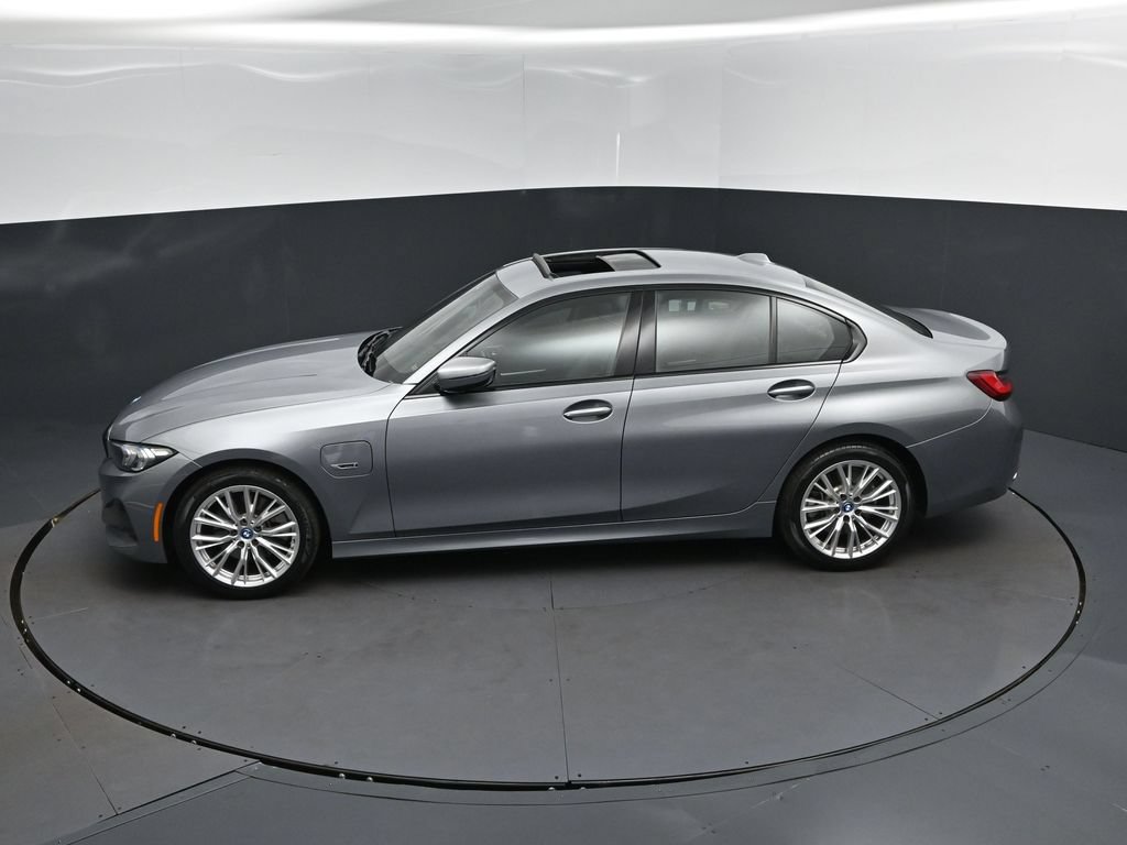 Certified 2023 BMW 330e xDrive AWD/4WD image 32