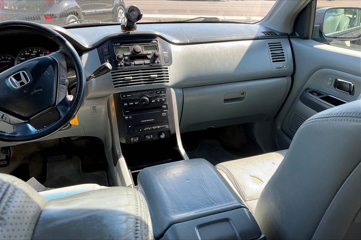 Used 2005 Honda Pilot EX-L image 10