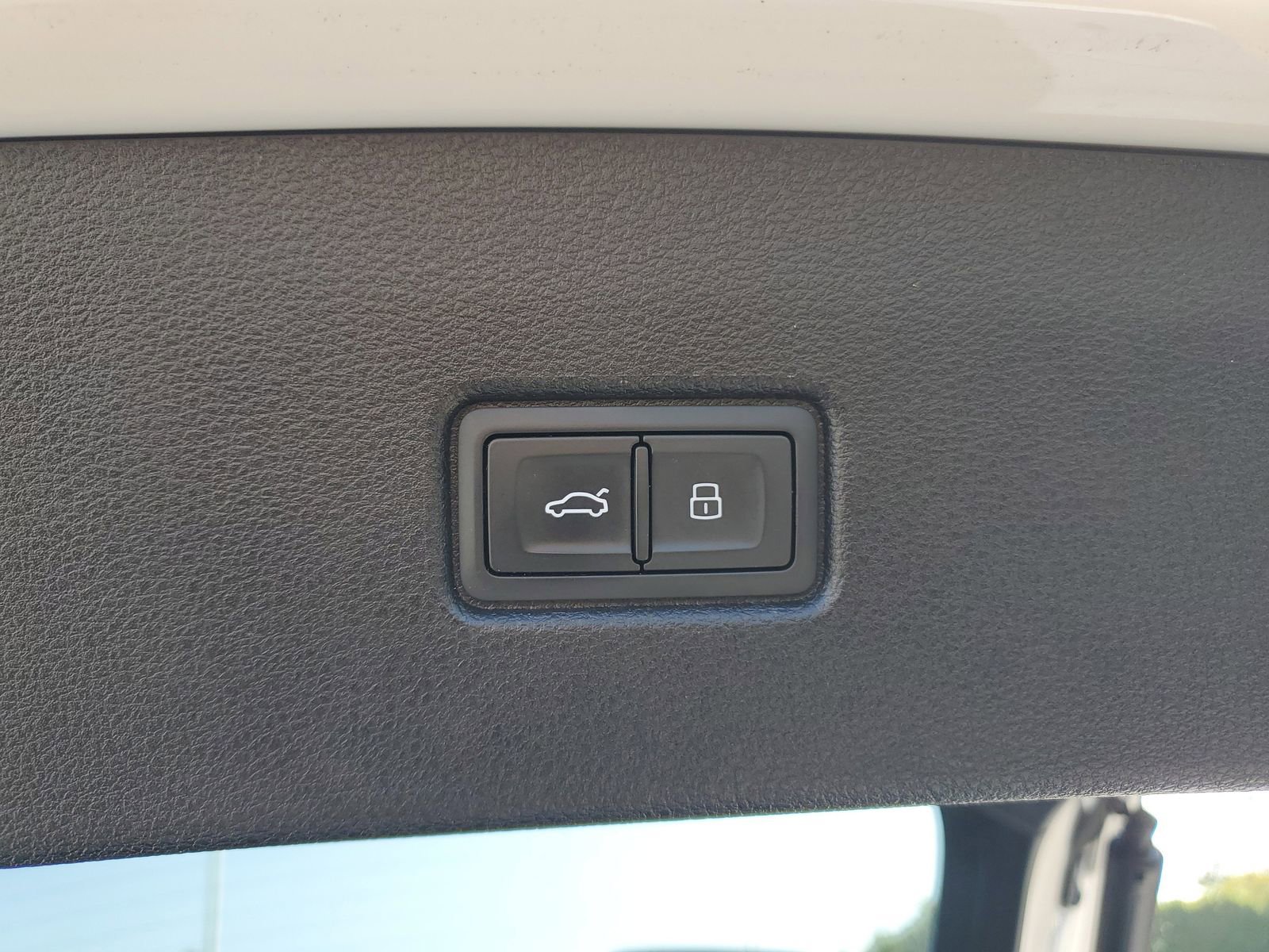 Used 2021 Audi Q5 2.0T Premium image 10