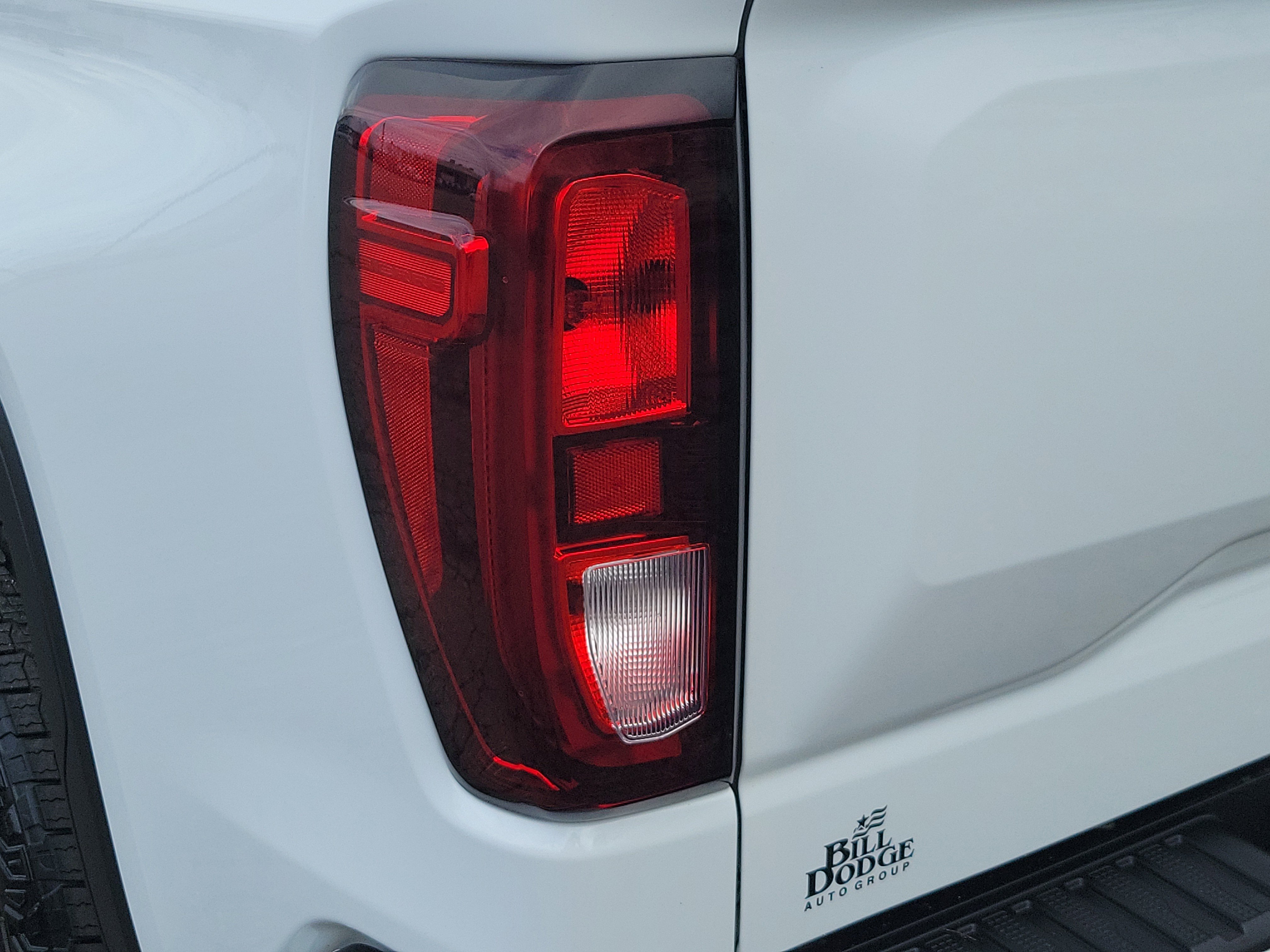 Used 2023 GMC Sierra 1500 Elevation AWD/4WD image 11