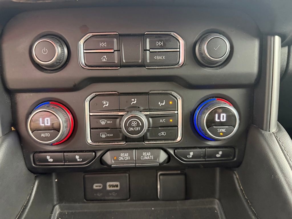 Used 2023 Chevrolet Tahoe LT image 28