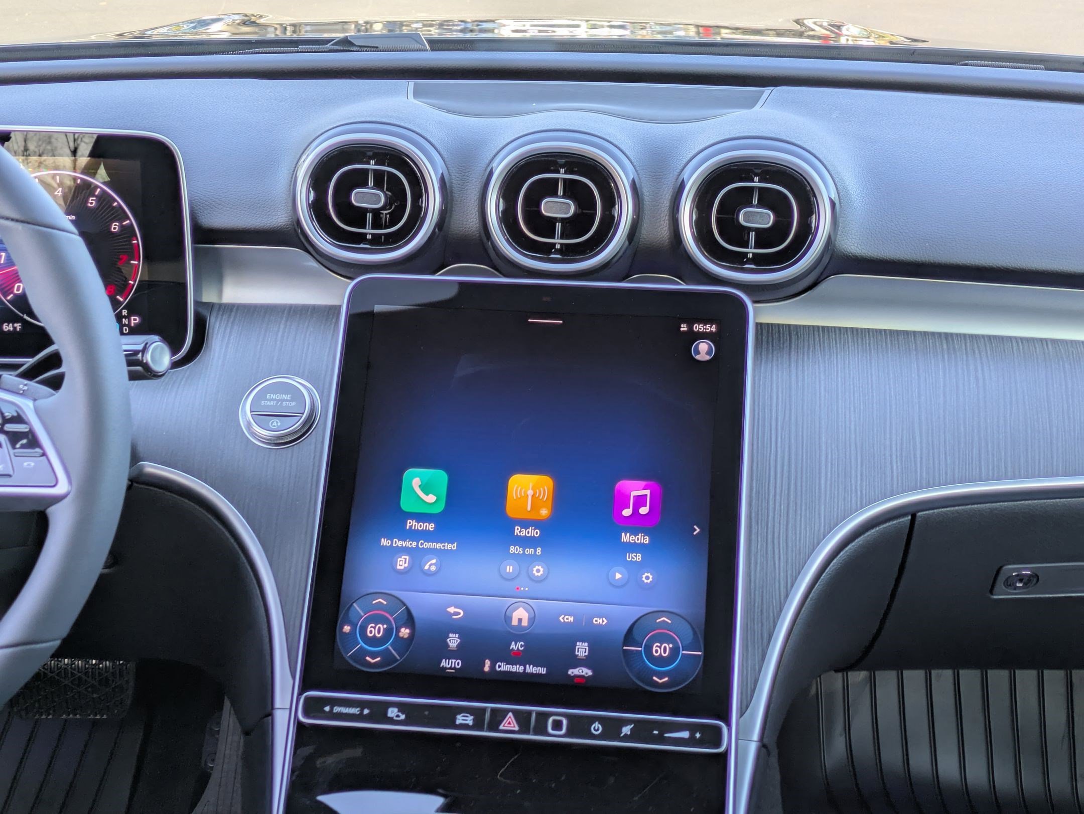 Used 2025 Mercedes-Benz C 300 4MATIC Sedan image 29