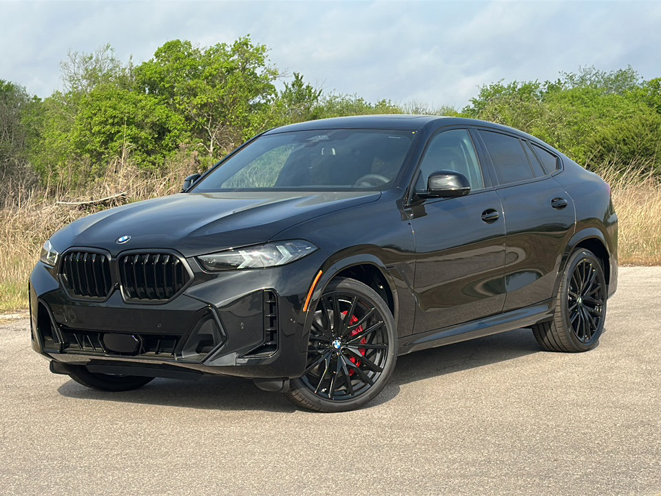 New 2026 BMW X6 xDrive40i w/ Climate Comfort Package image 2