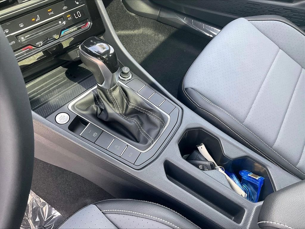 New 2026 Volkswagen Jetta SE FWD image 14