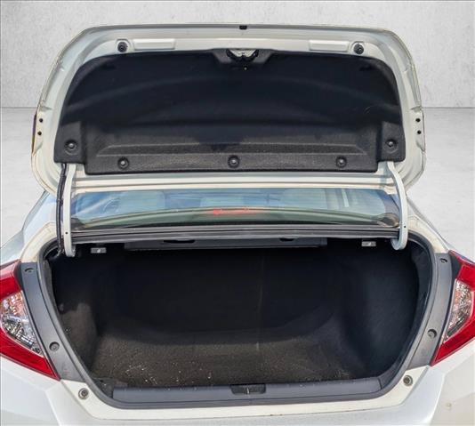 Used 2018 Honda Civic EX-T image 6