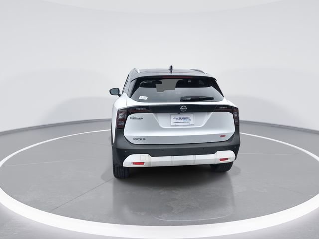 Certified 2025 Nissan Kicks SR image 7