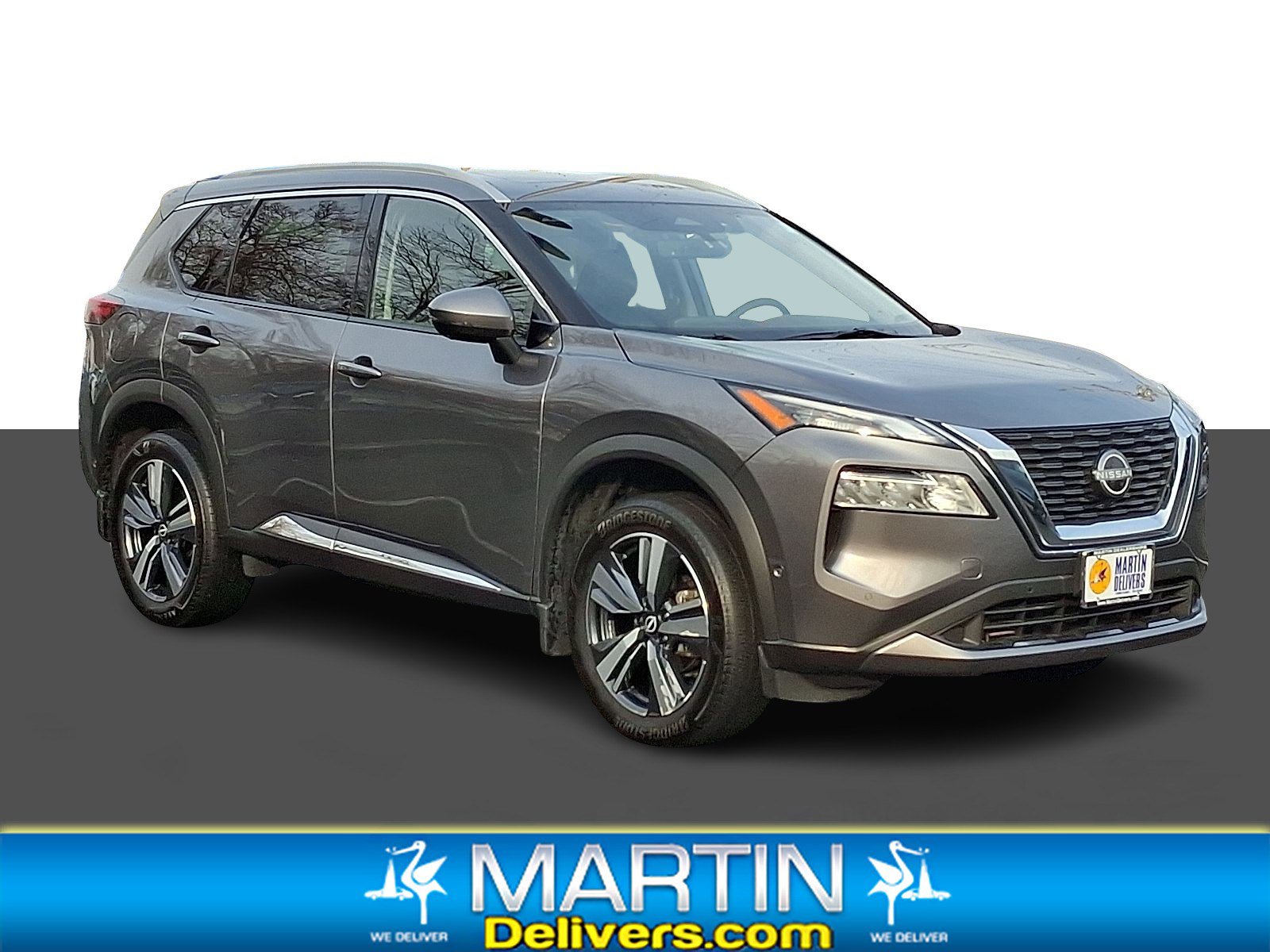 Used 2023 Nissan Rogue SL w/ SL Premium Package image 1