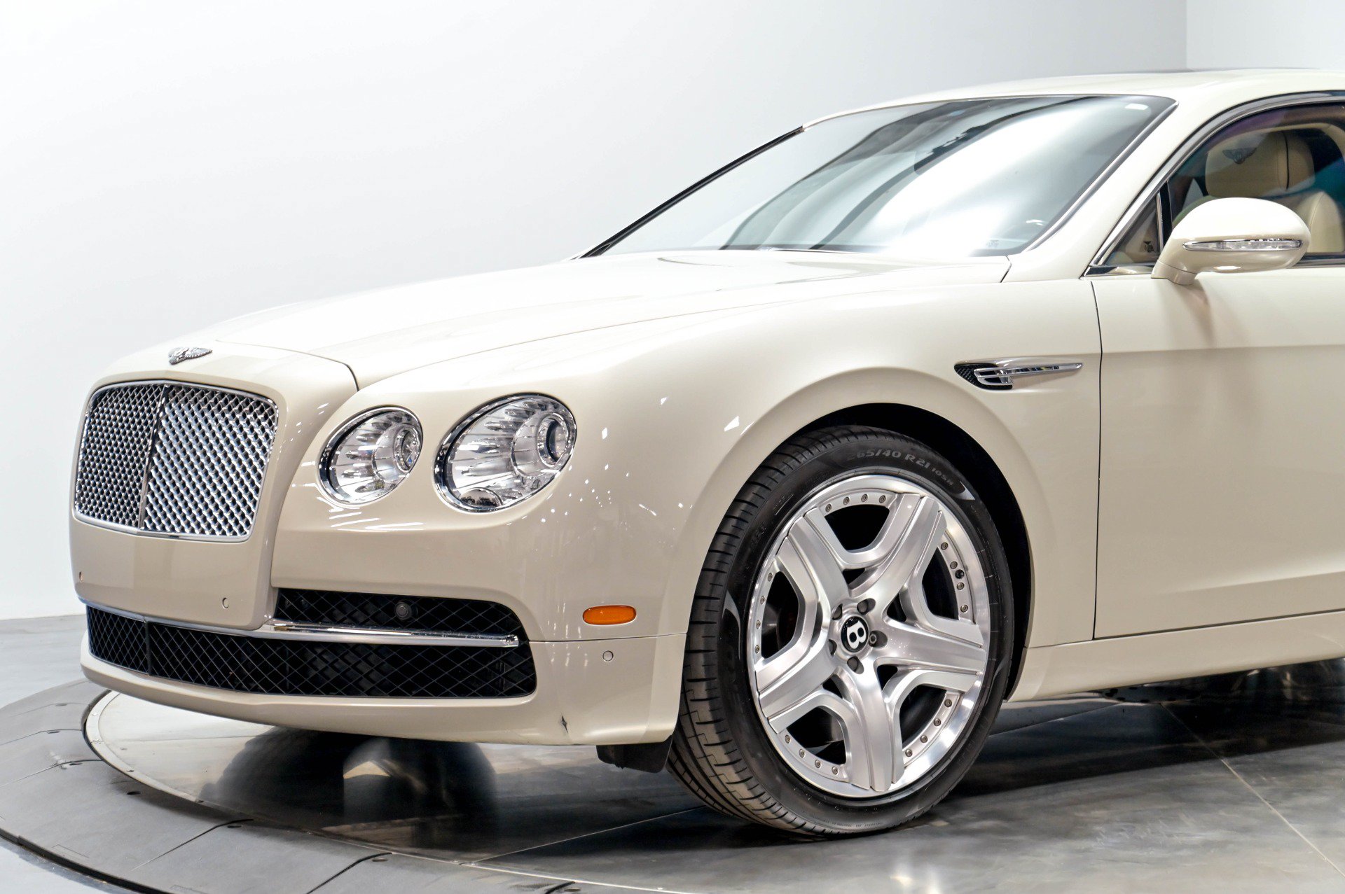 Used 2015 Bentley Flying Spur W12 AWD/4WD image 10