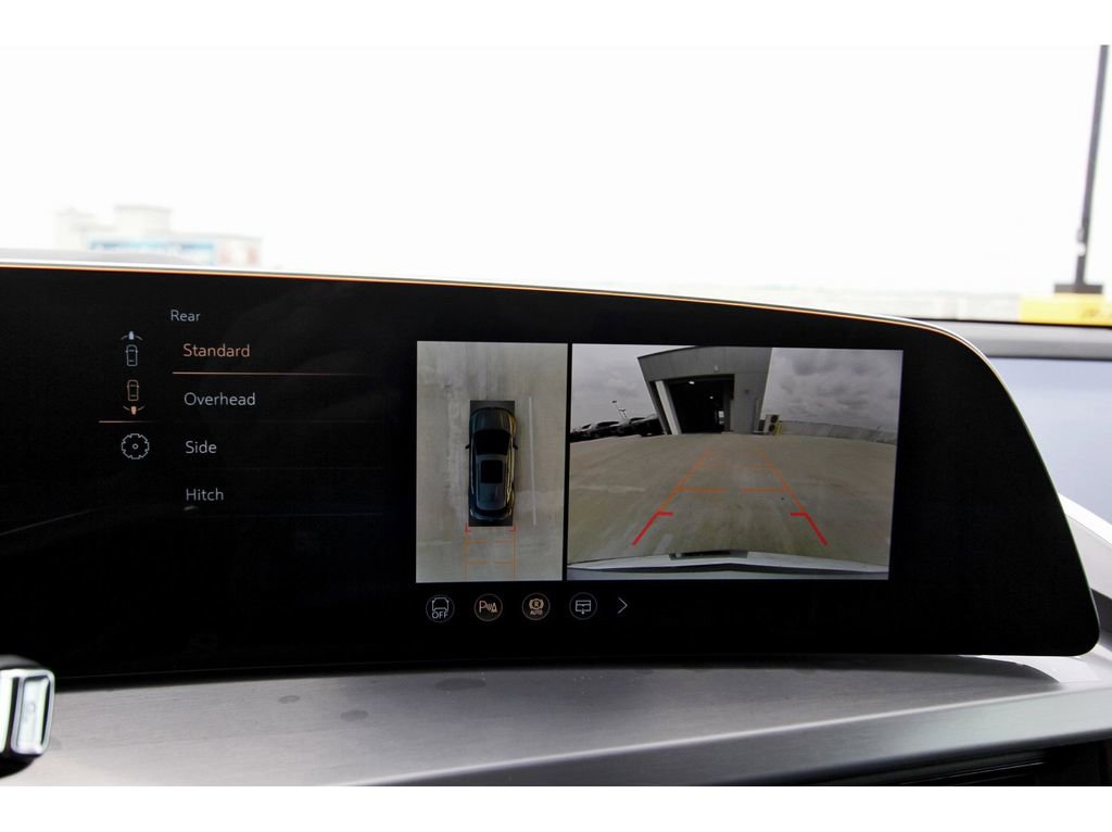 New 2026 Cadillac Vistiq Premium Luxury image 17