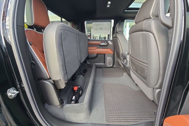 New 2026 GMC Sierra 1500 AT4 w/ AT4 Premium Package AWD/4WD image 9