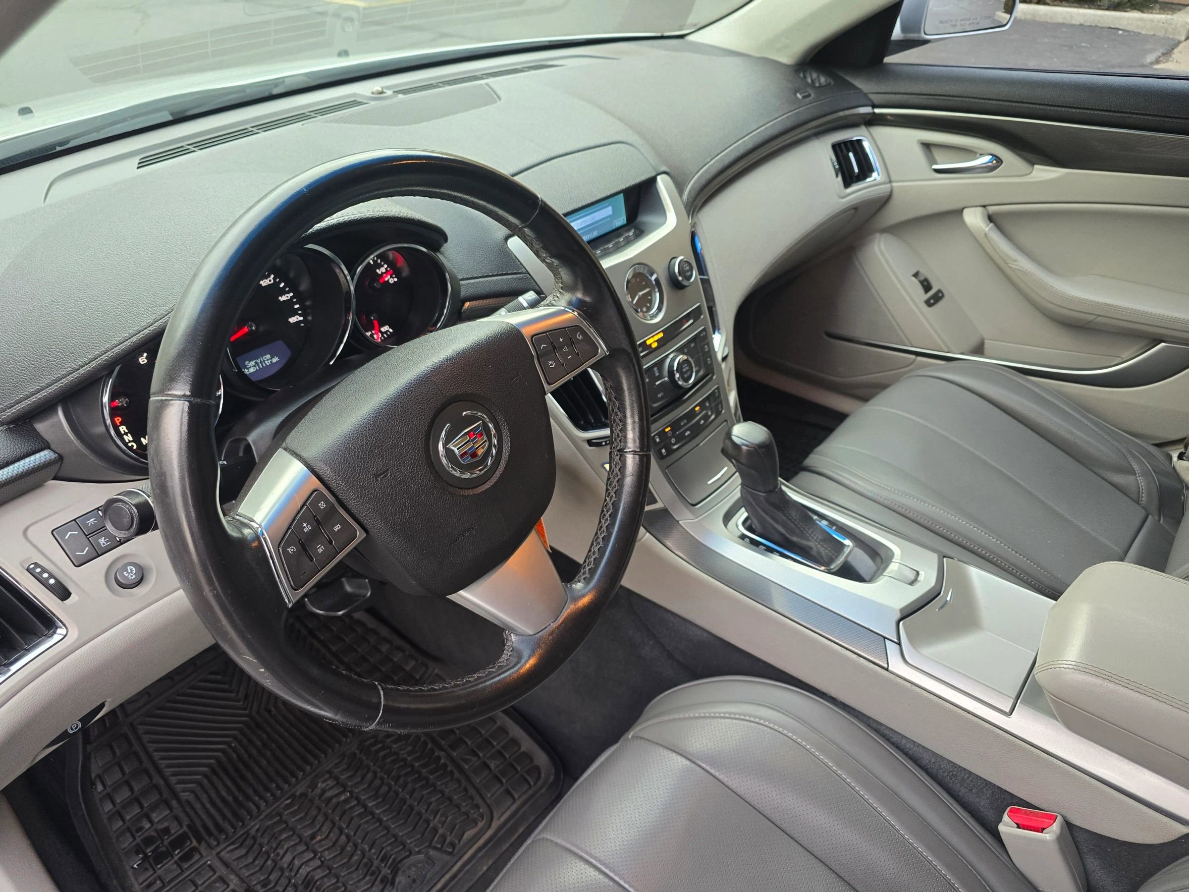 Used 2011 Cadillac CTS Luxury image 19