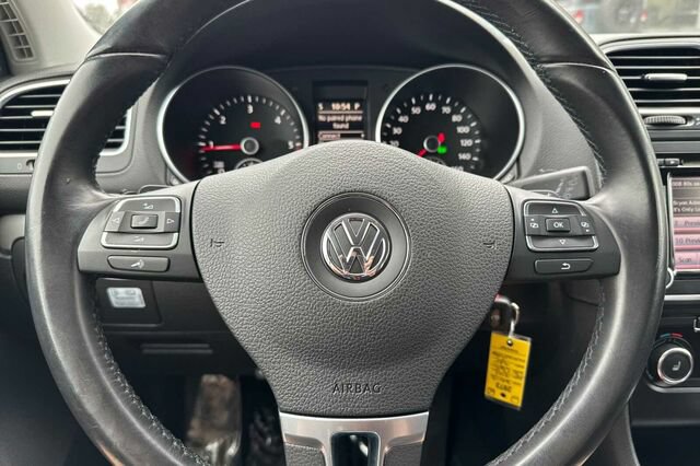 Used 2013 Volkswagen Golf TDI FWD image 21