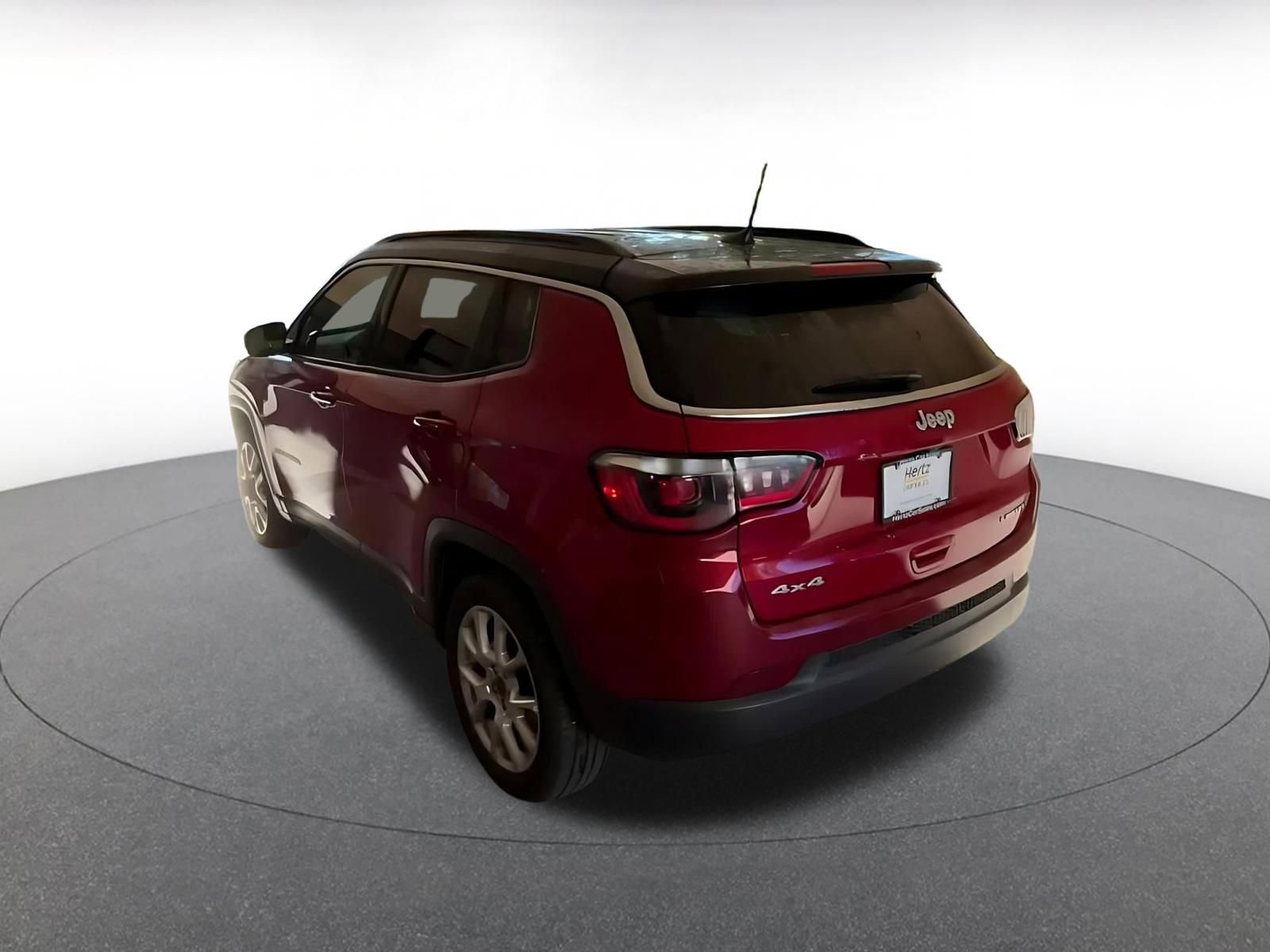 Used 2025 Jeep Compass Limited image 9