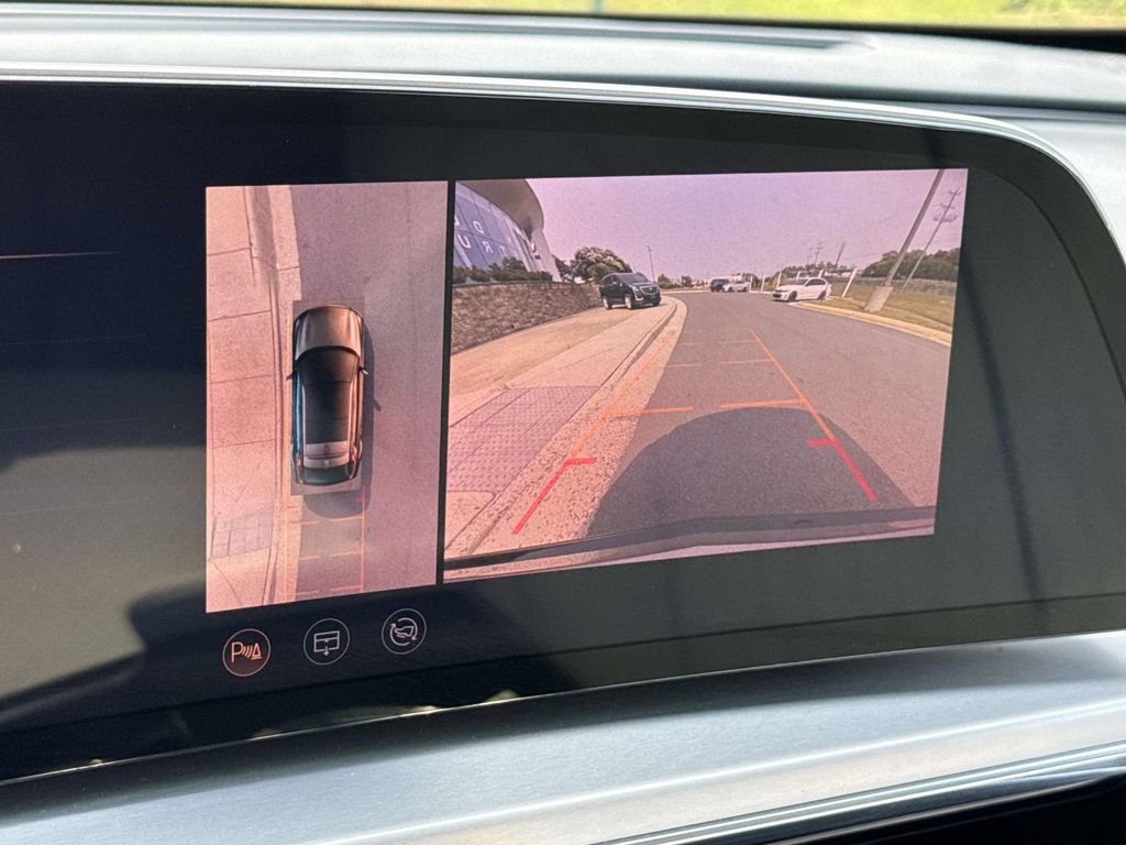 Certified 2024 Cadillac Lyriq Sport AWD/4WD image 34