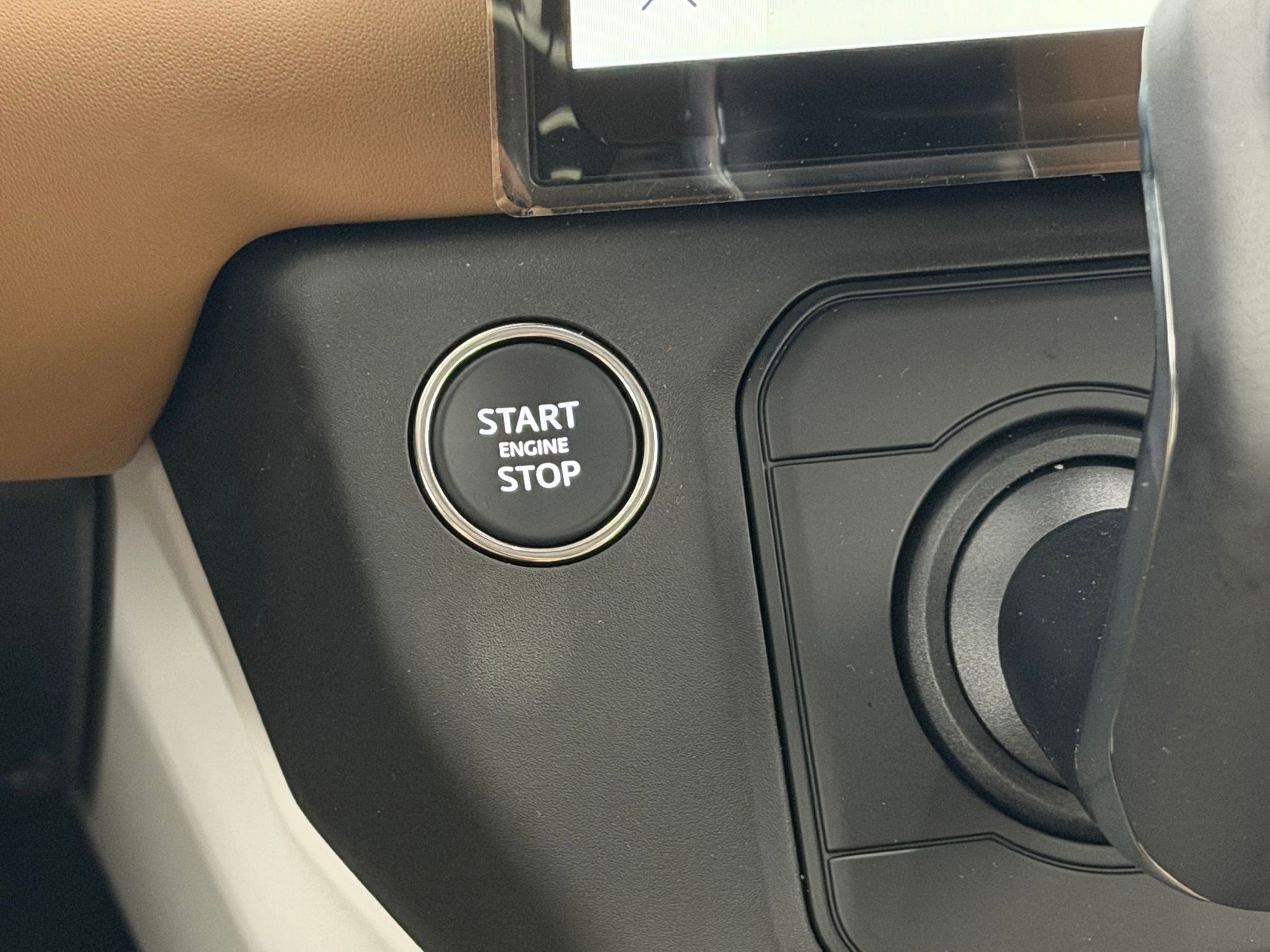New 2026 Land Rover Defender 130 S AWD/4WD image 31