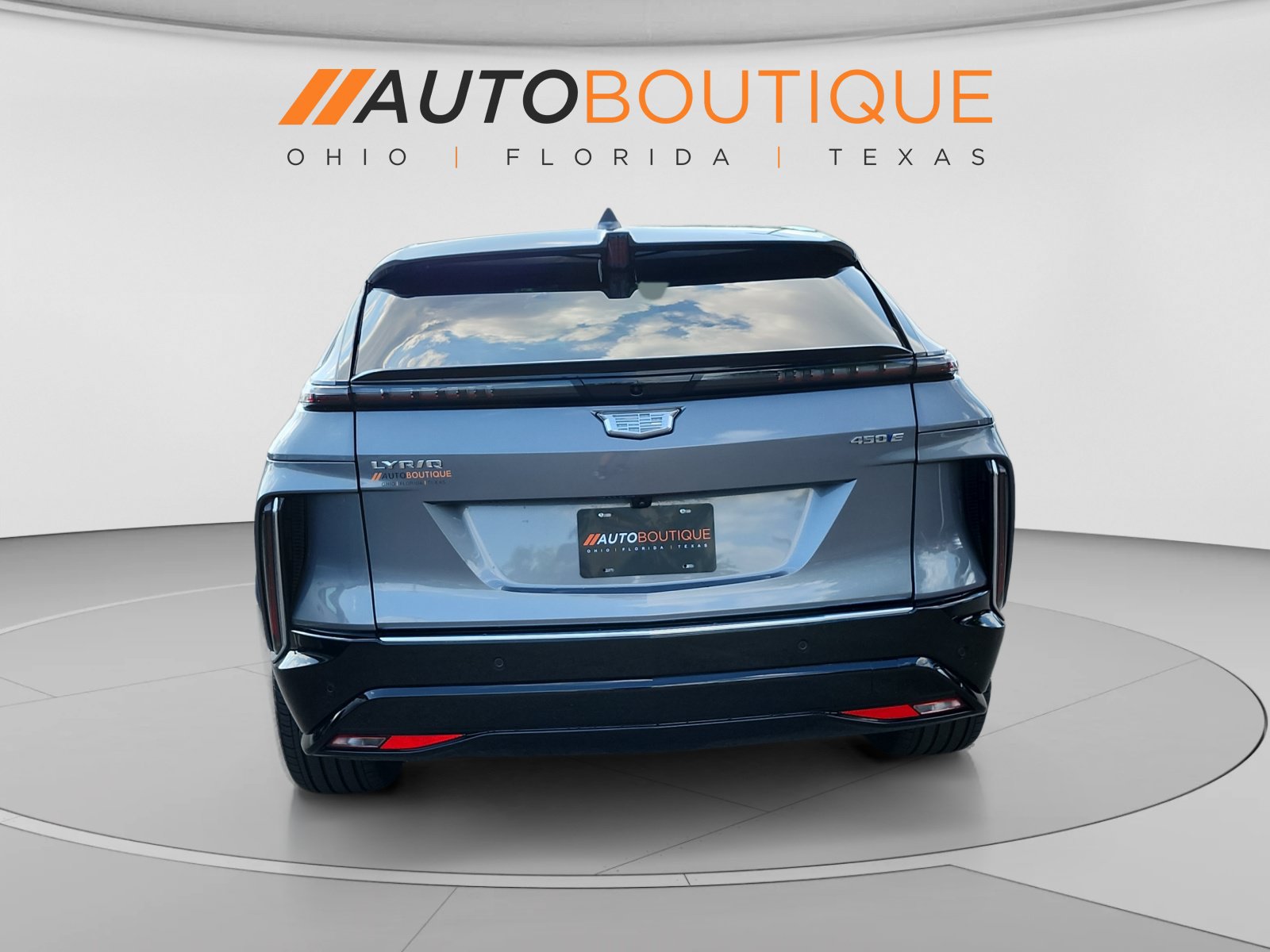 Used 2023 Cadillac Lyriq 2WD image 4