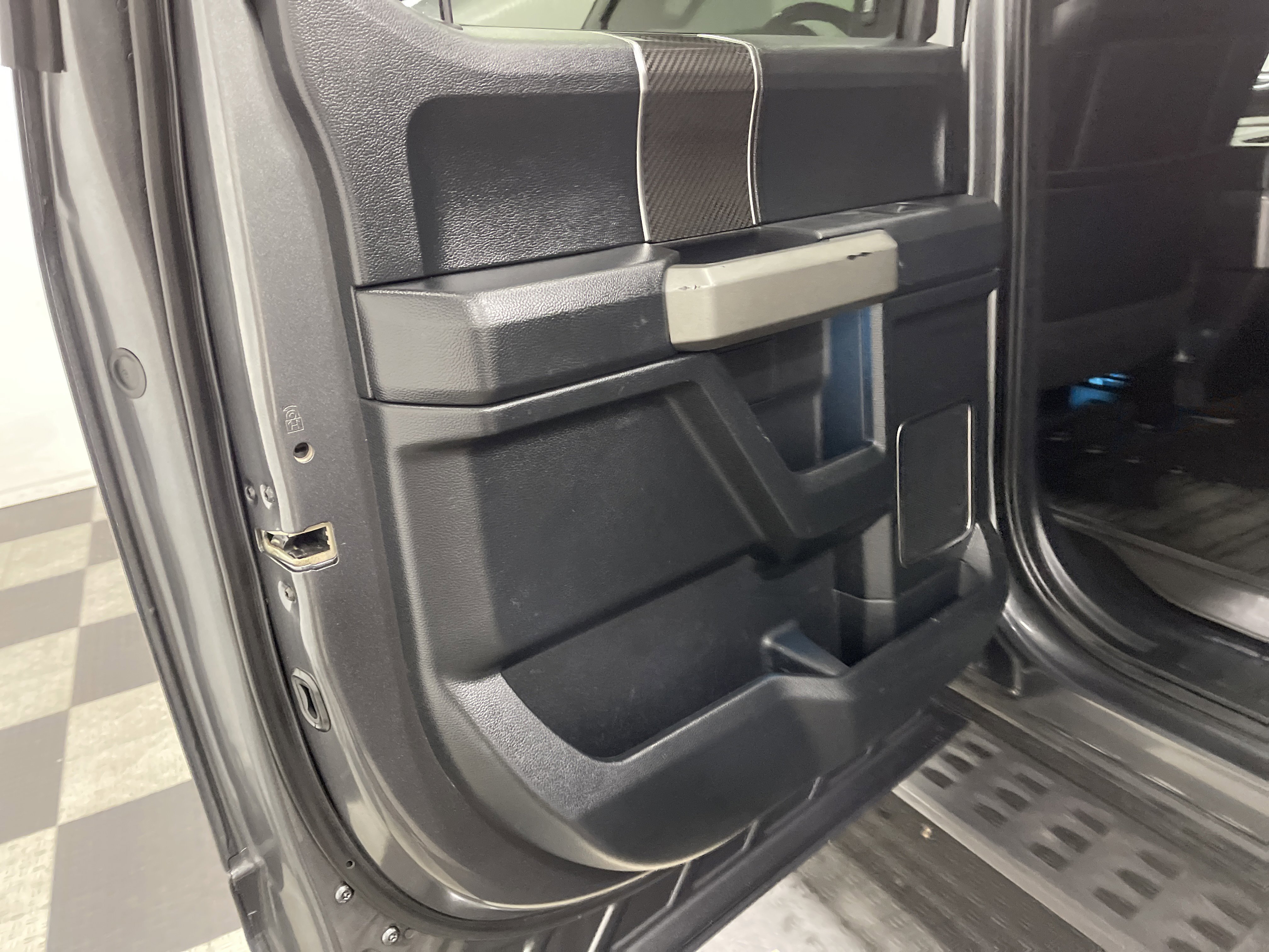 Used 2020 Ford F150 Raptor w/ Equipment Group 802A Luxury AWD/4WD image 15