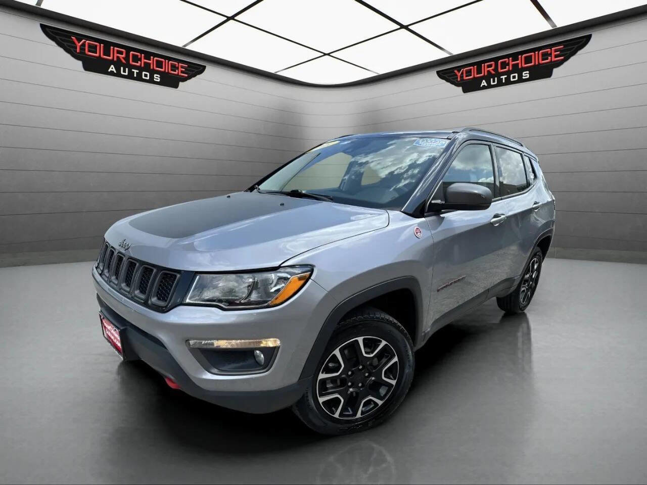 Used 2021 Jeep Compass Trailhawk image 1
