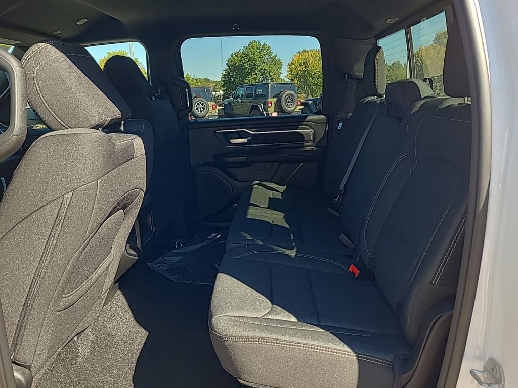 New 2026 RAM 1500 Big Horn AWD/4WD image 15