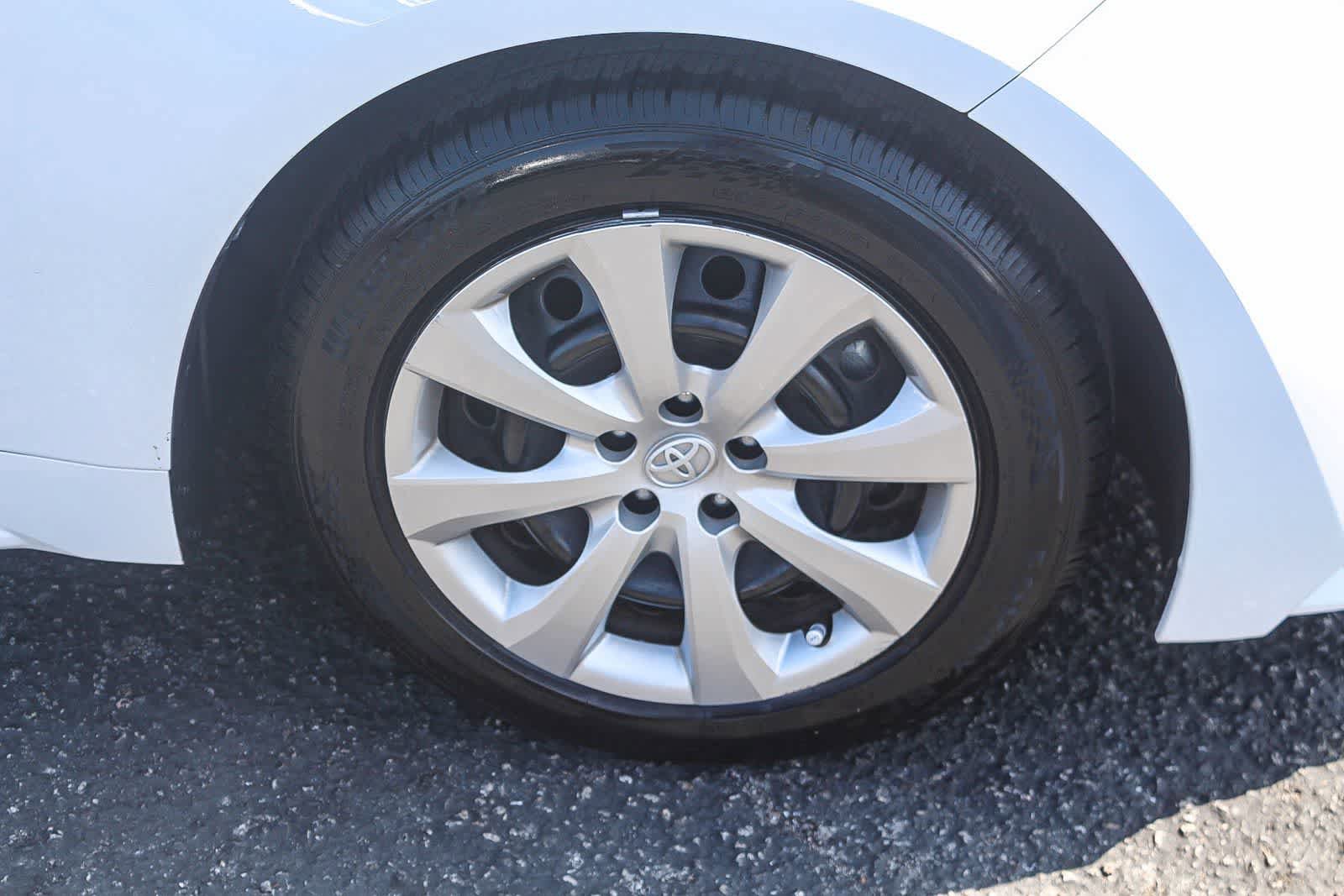 Used 2024 Toyota Corolla LE image 14