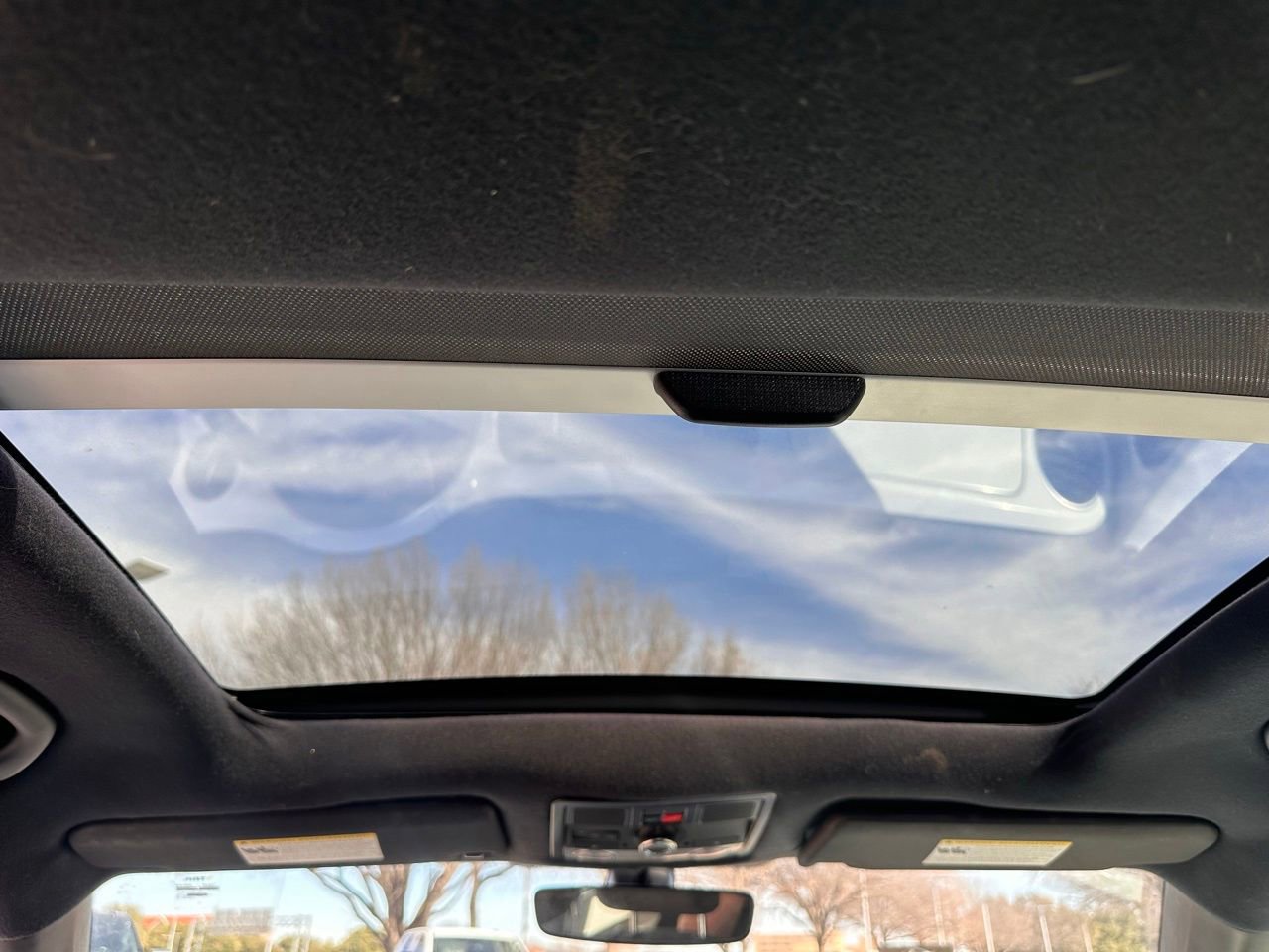 Used 2018 Volkswagen Beetle 2.0T SE image 19