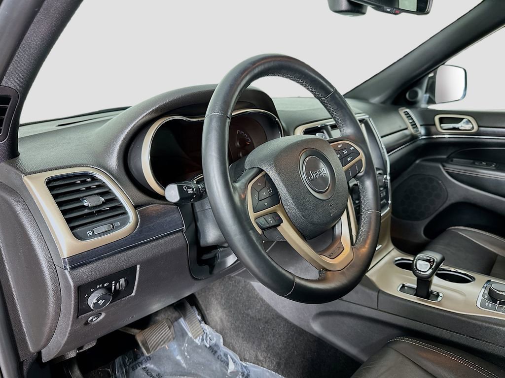 Used 2014 Jeep Grand Cherokee Limited w/ Trailer Tow Group IV image 4