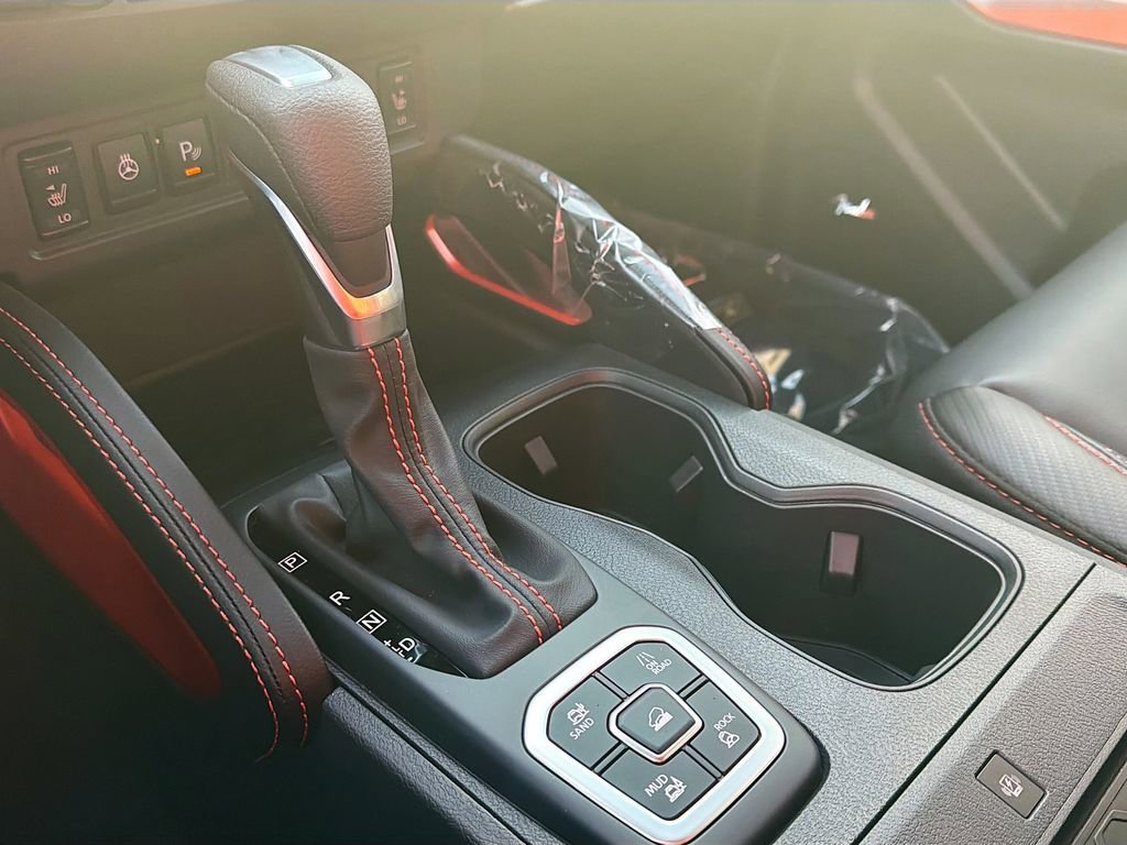 New 2026 Nissan Frontier PRO-4X image 17