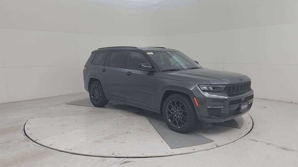 New 2025 Jeep Grand Cherokee L Summit image 4