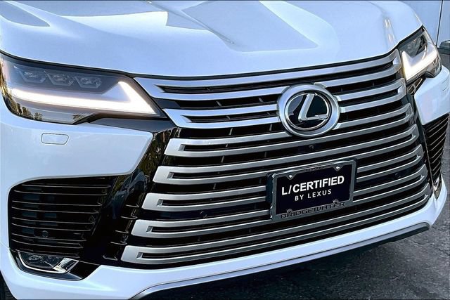 Certified 2025 Lexus LX 600 4WD w/ Accessory Package (2T) image 33