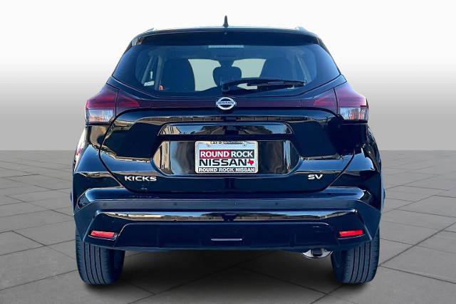Certified 2021 Nissan Kicks SV image 4