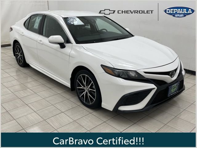 Used 2024 Toyota Camry SE w/ Cold Weather Package image 1