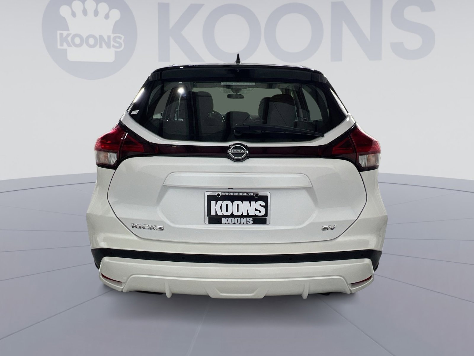 Used 2023 Nissan Kicks SV image 4