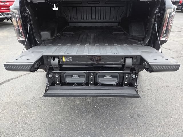 Used 2024 GMC Hummer EV 2X w/ LPO, Illumination Package AWD/4WD image 20