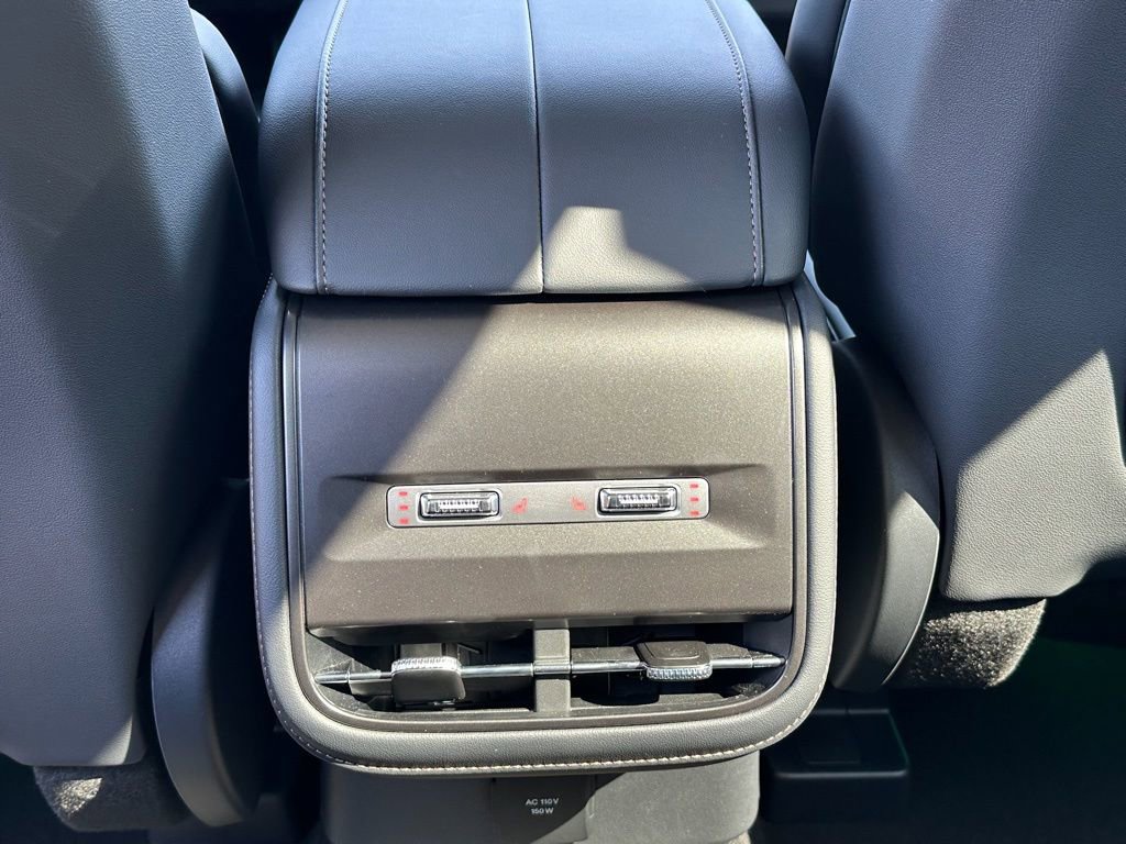 New 2026 Lincoln Nautilus Reserve AWD/4WD image 21