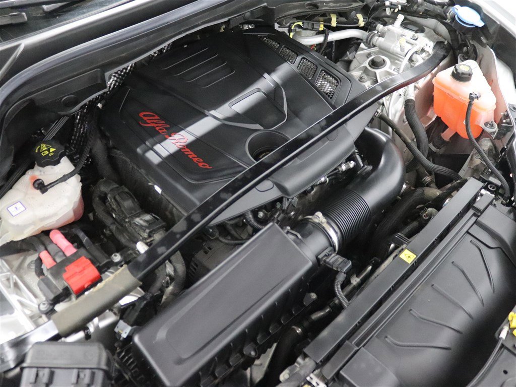 Used 2021 Alfa Romeo Stelvio Sprint w/ Nero Edizione image 39