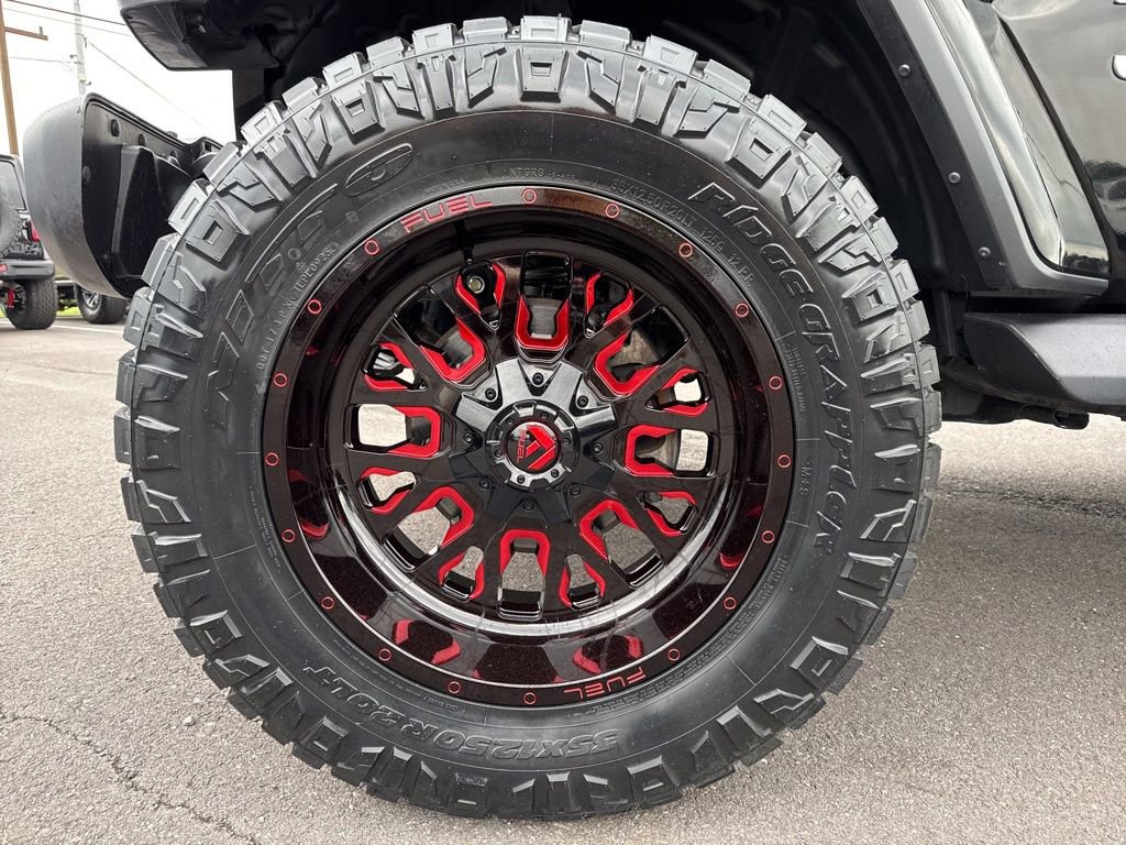 Used 2020 Jeep Wrangler Unlimited Sahara image 13