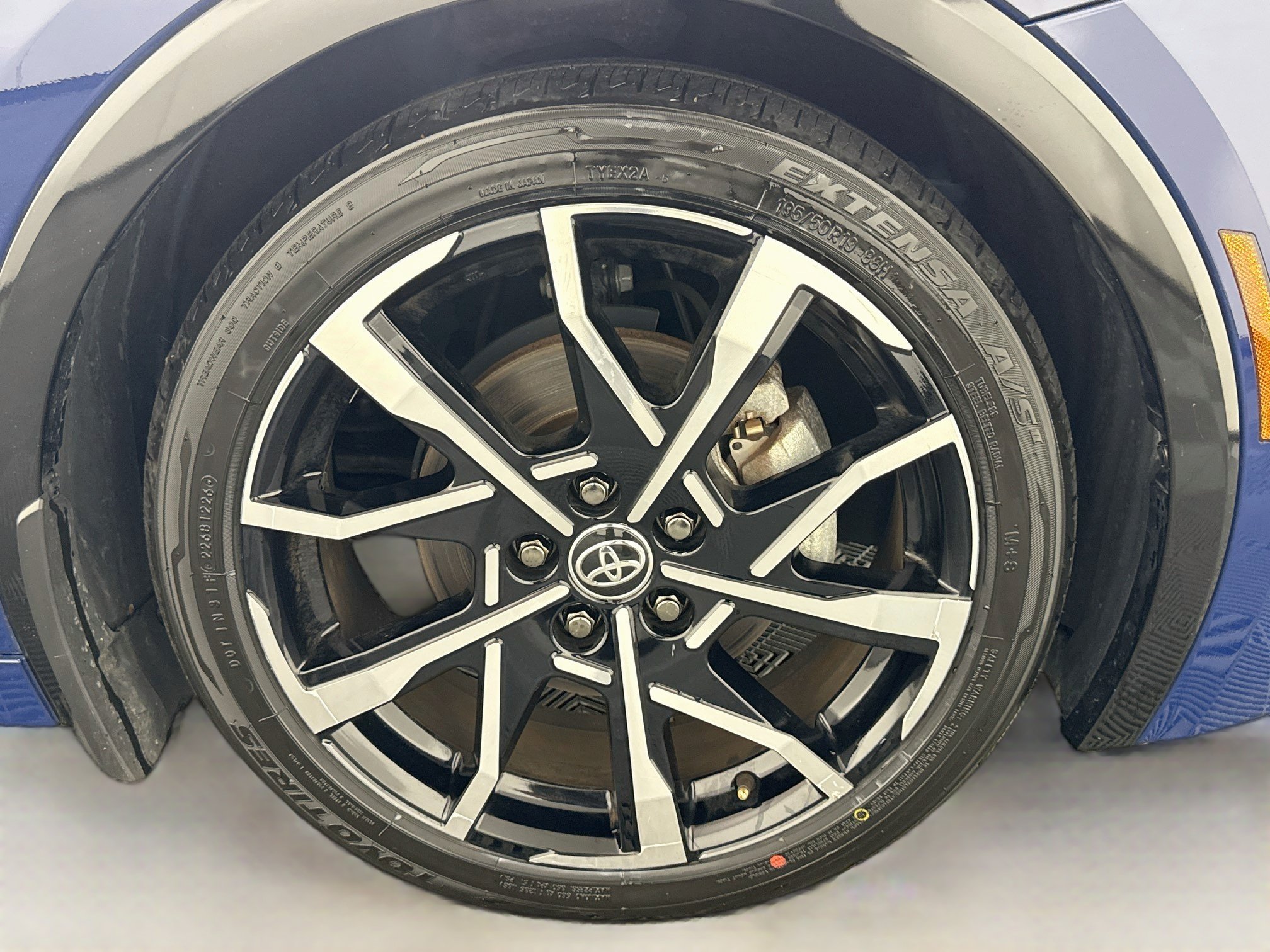 Certified 2024 Toyota Prius Prime FWD image 31