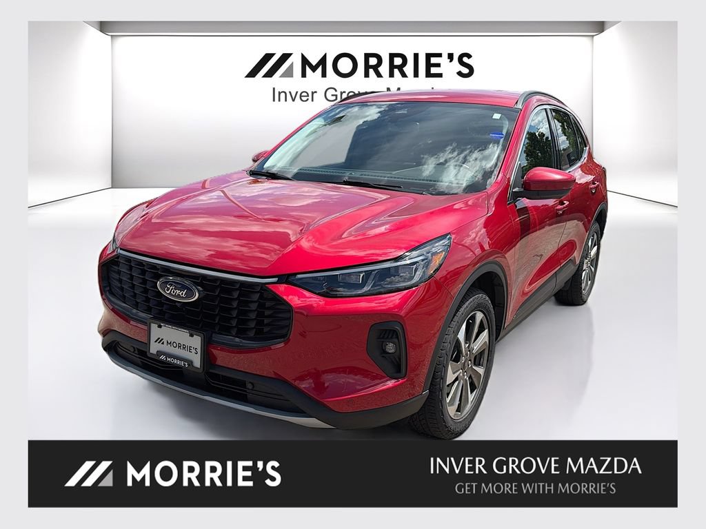 Used 2024 Ford Escape Platinum AWD/4WD image 1