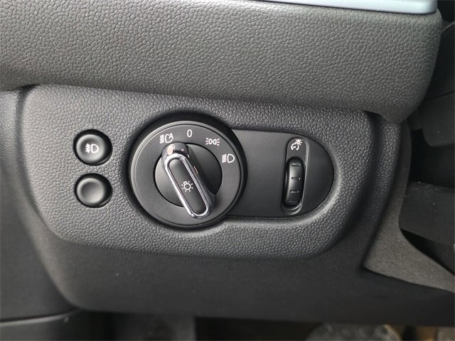 Used 2024 MINI Cooper Clubman S w/ Signature Upholstery Package image 26