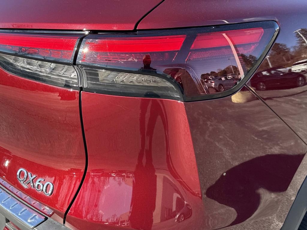 Certified 2022 INFINITI QX60 Luxe w/ Vision Package image 29