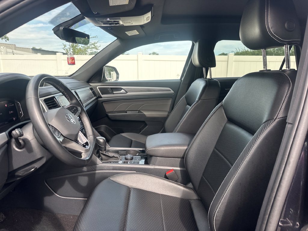 Used 2023 Volkswagen Atlas Cross Sport SE w/ Panoramic Sunroof Package AWD/4WD image 18