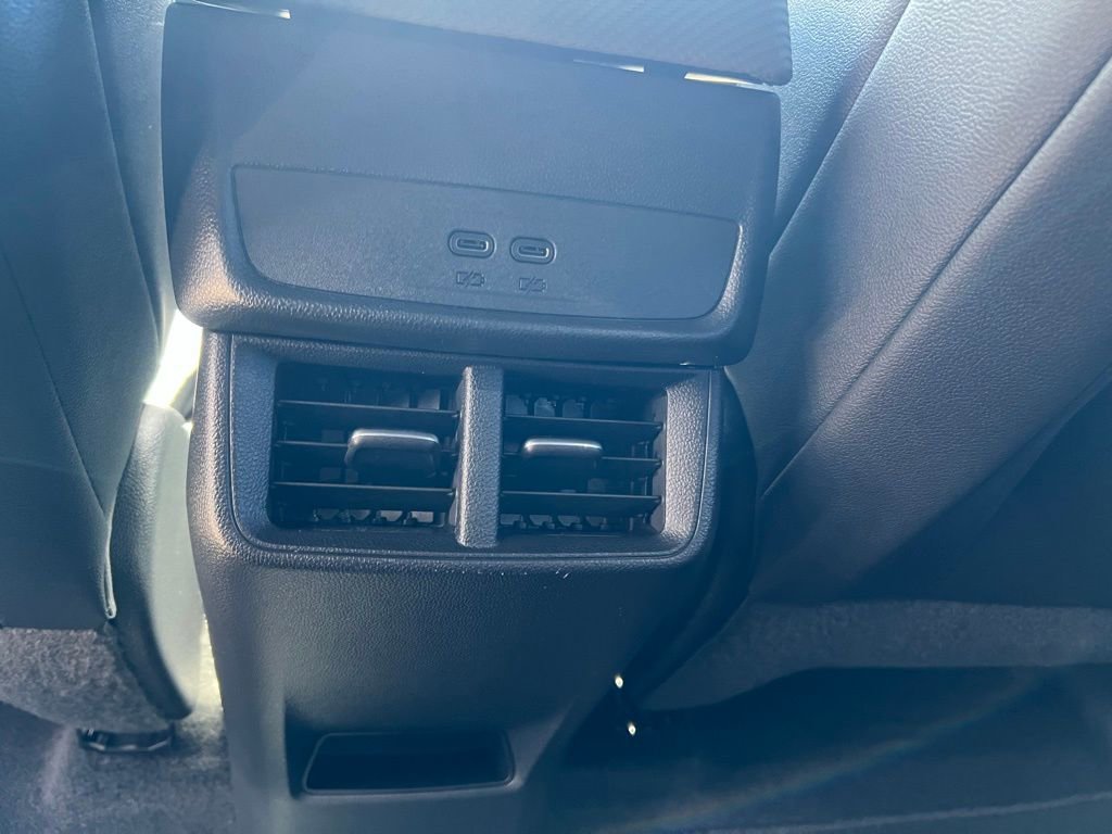 New 2026 Chevrolet Equinox LT w/ Convenience Package II image 19