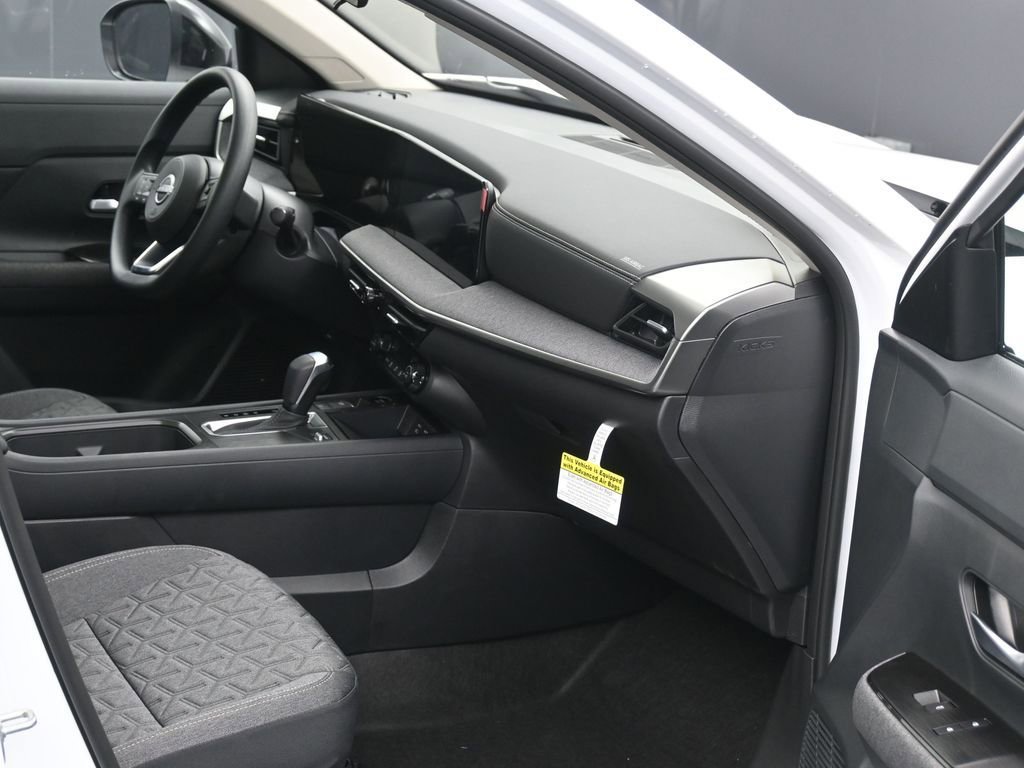New 2026 Nissan Kicks SV w/ SV Premium Package AWD/4WD image 6