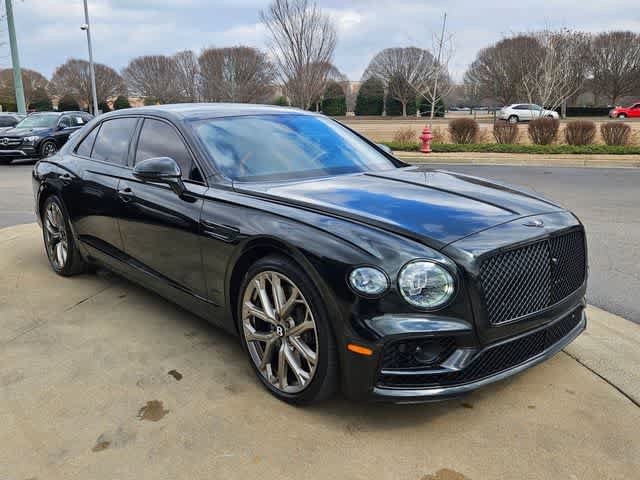 Used 2024 Bentley Flying Spur W12 image 3