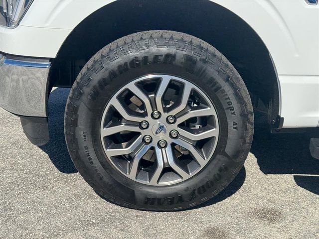 Used 2022 Ford F150 Lariat w/ FX4 Off-Road Package image 9