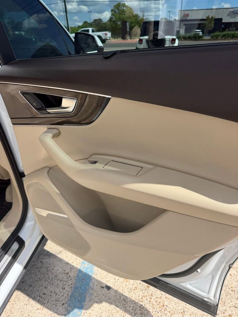 Used 2019 Audi Q7 3.0T Prestige w/ Prestige Package image 26
