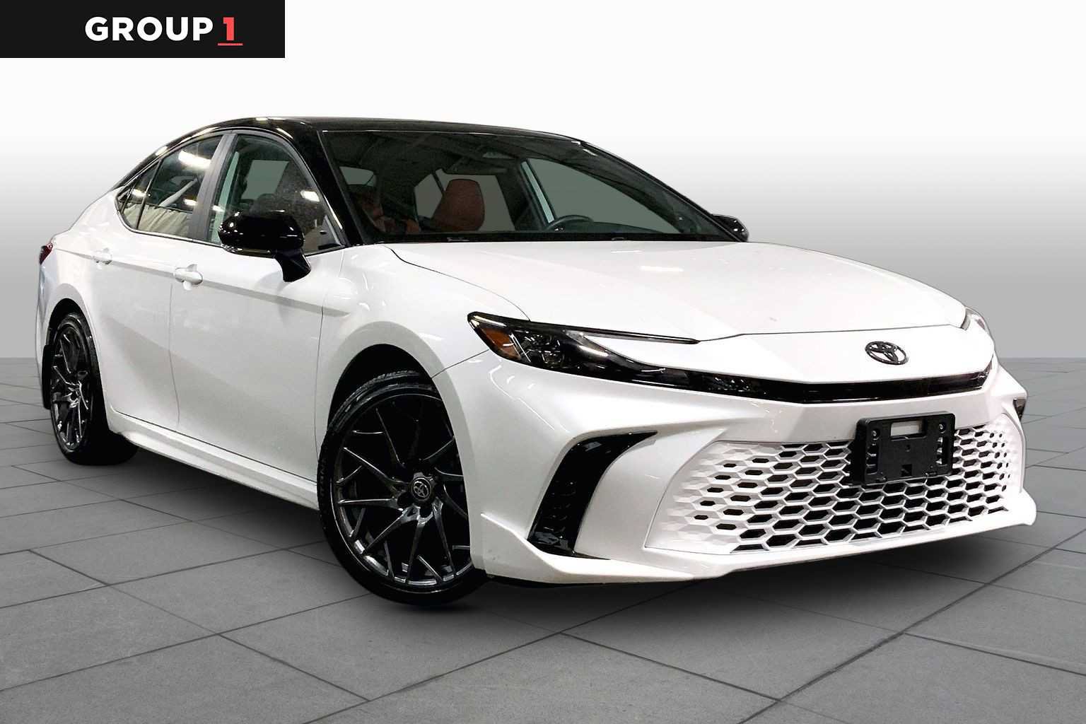 Certified 2025 Toyota Camry XSE AWD/4WD image 3