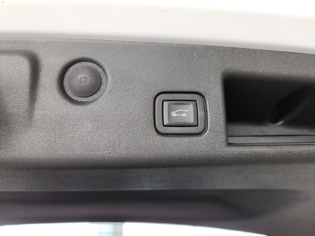 Used 2024 Chevrolet Equinox LT image 11