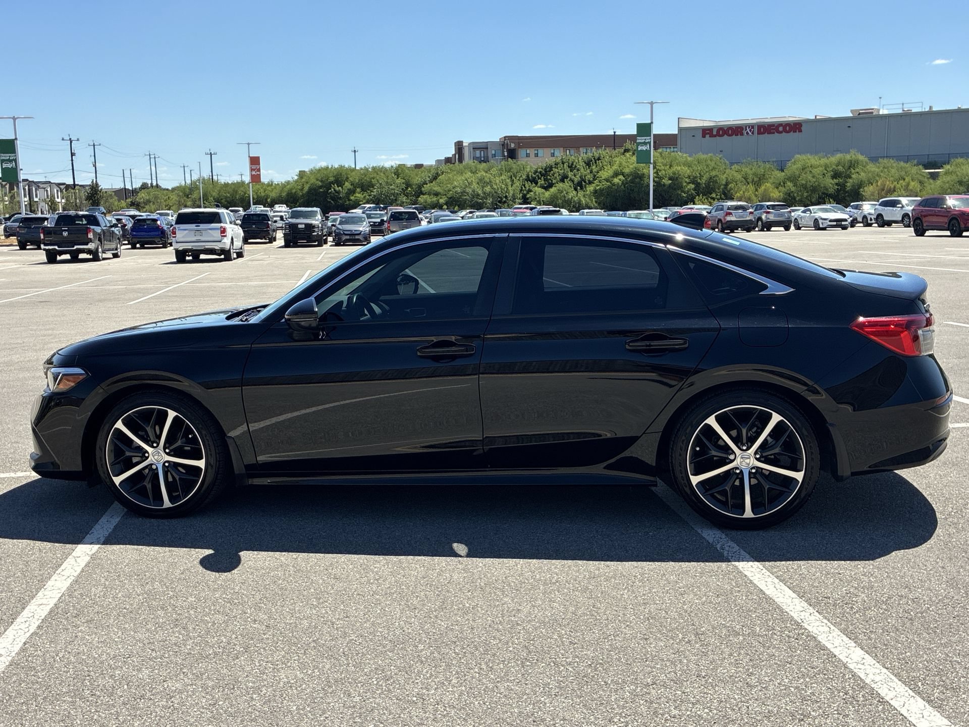 Certified 2024 Honda Civic Touring image 3